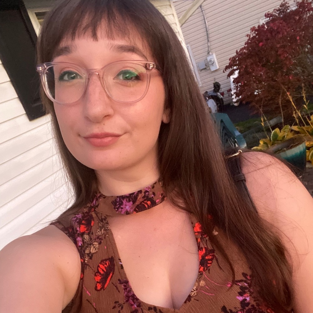 Meet your Posher, Stephanie